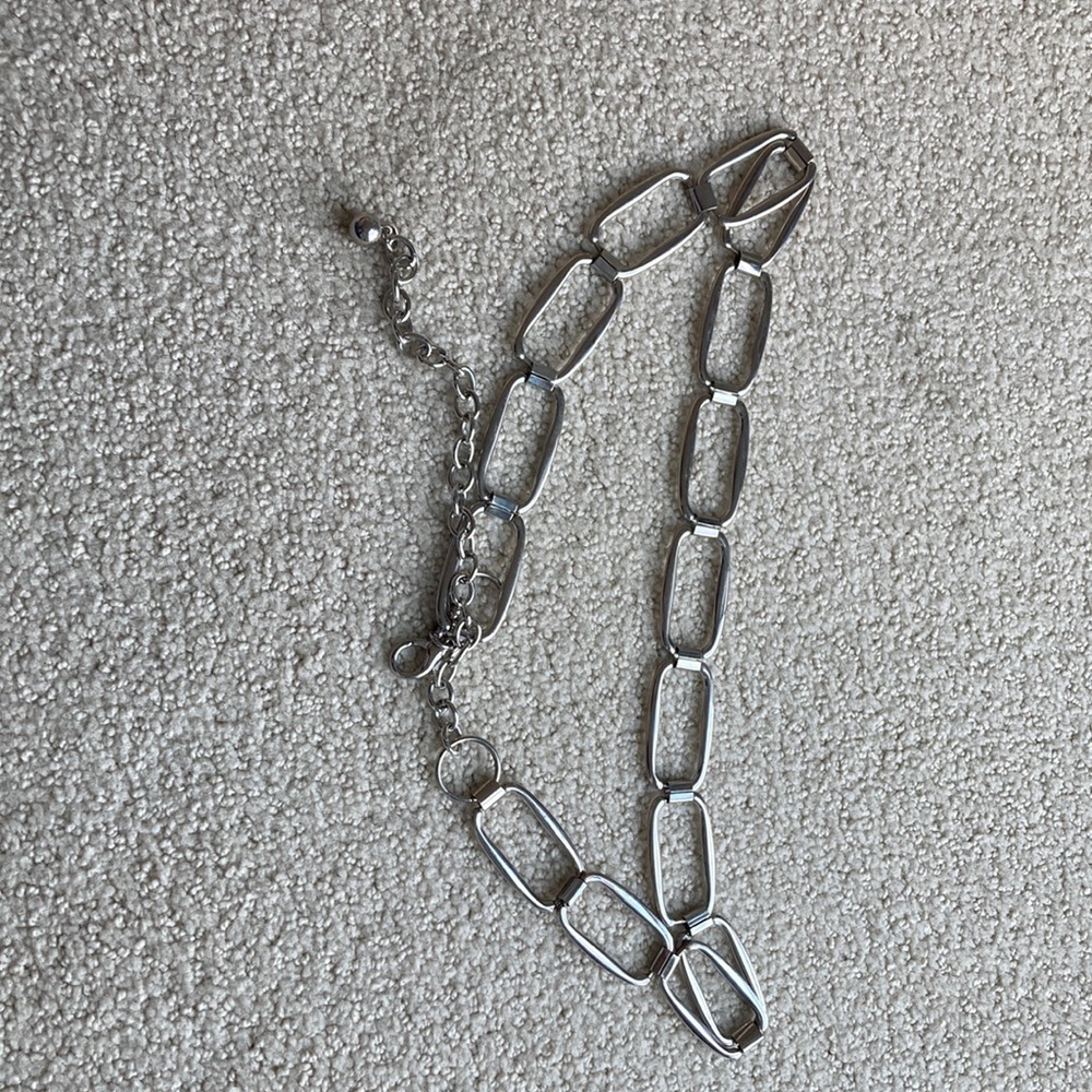 Chain silver belt